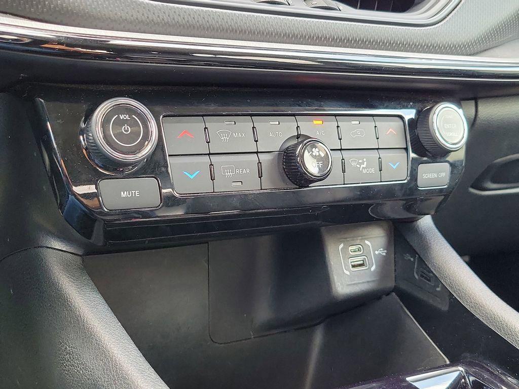 used 2022 Jeep Compass car, priced at $22,000