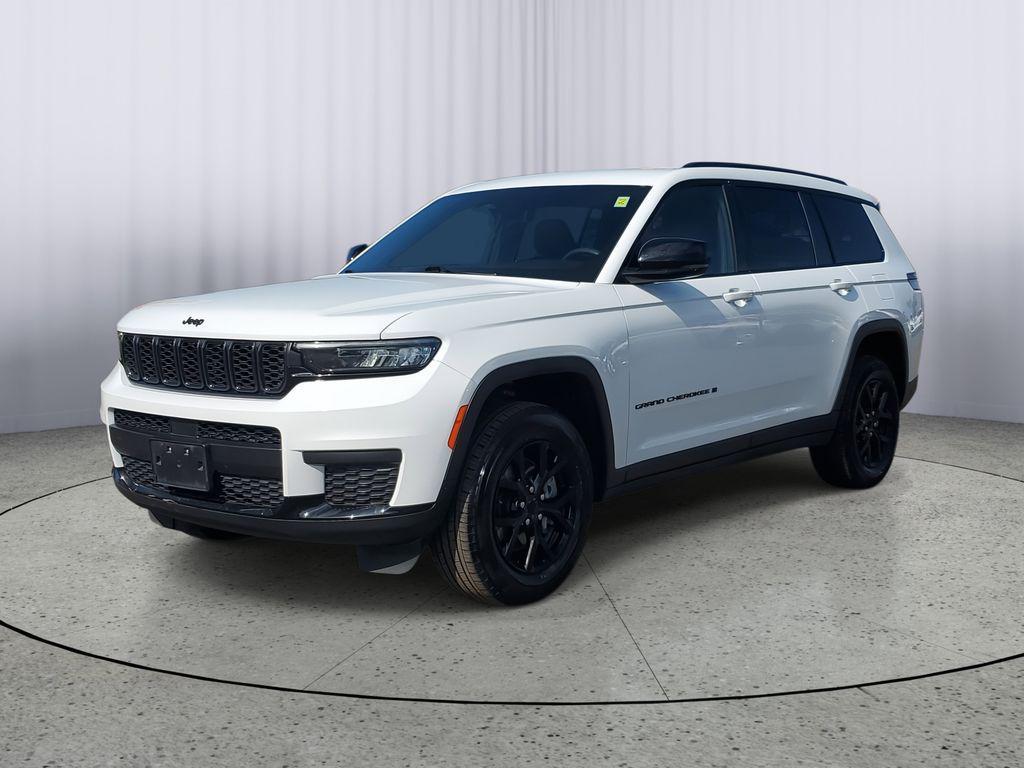 used 2024 Jeep Grand Cherokee L car, priced at $30,144