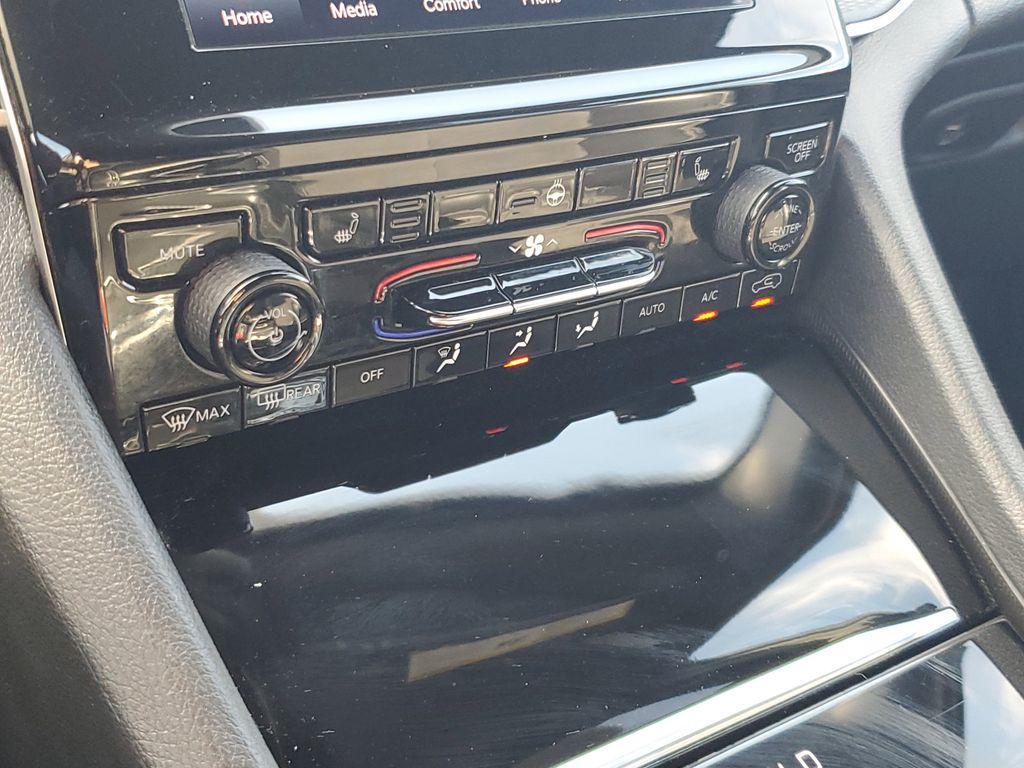 used 2024 Jeep Grand Cherokee L car, priced at $30,144