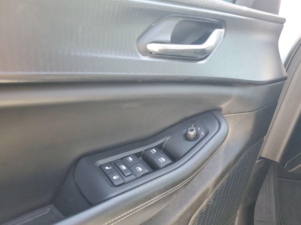 used 2024 Jeep Grand Cherokee L car, priced at $30,144