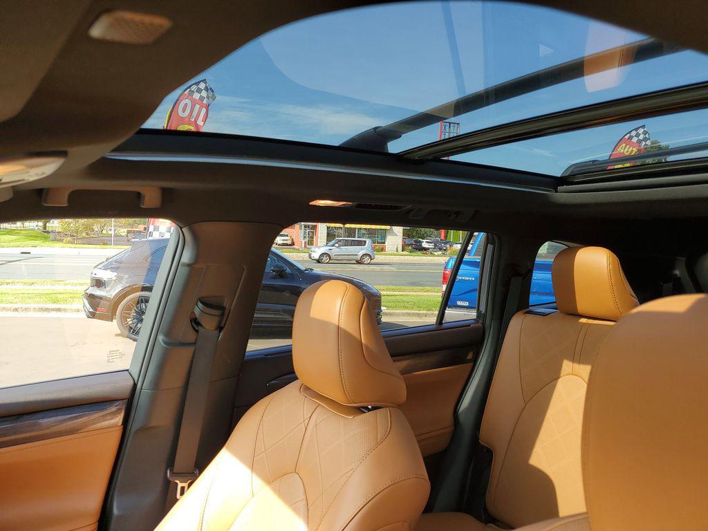 used 2022 Toyota Highlander car, priced at $38,995