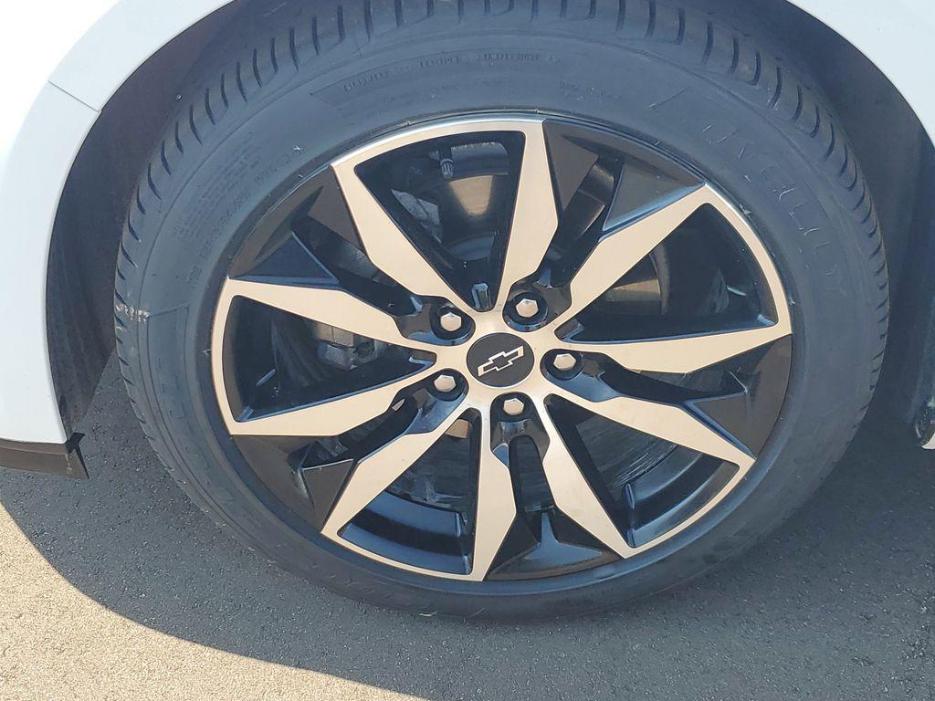 used 2021 Chevrolet Malibu car, priced at $19,235