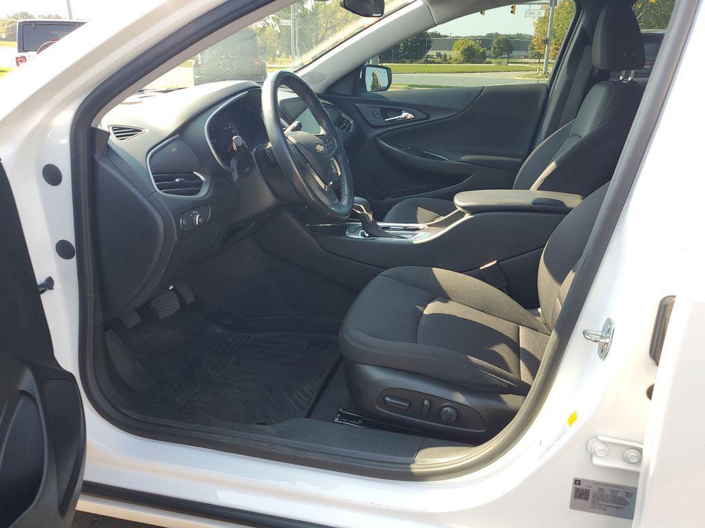 used 2021 Chevrolet Malibu car, priced at $19,235
