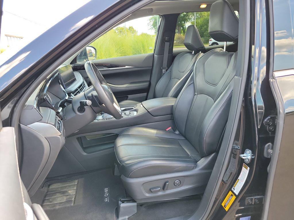 used 2024 INFINITI QX60 car, priced at $37,000