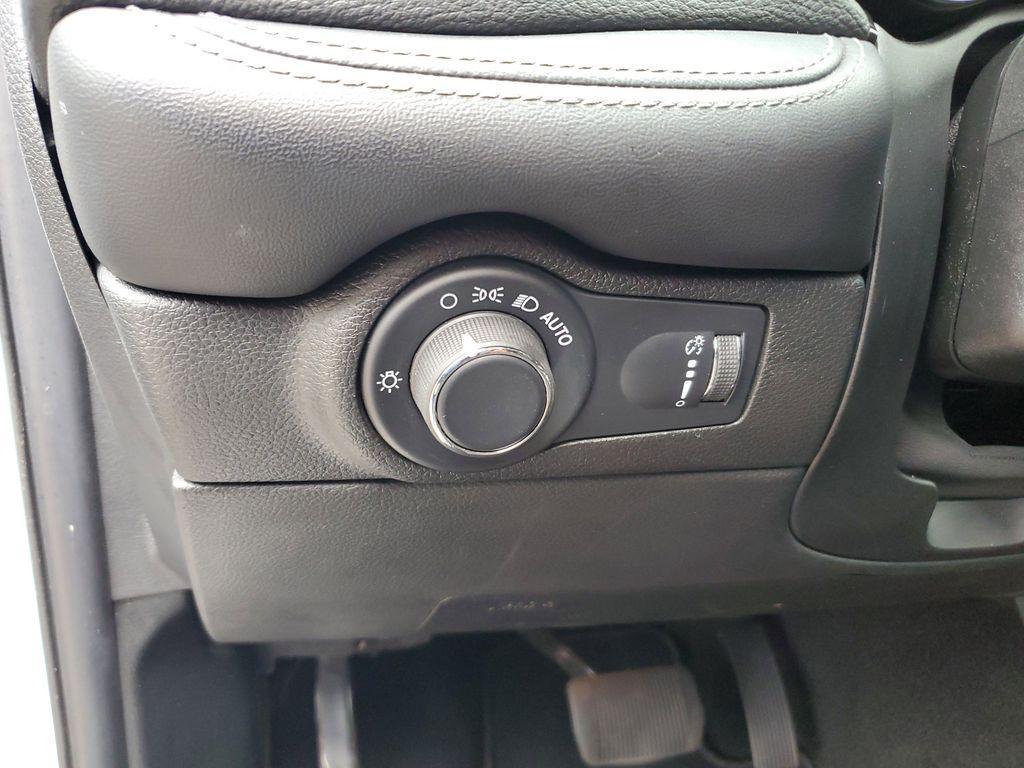 used 2024 Dodge Durango car, priced at $27,655