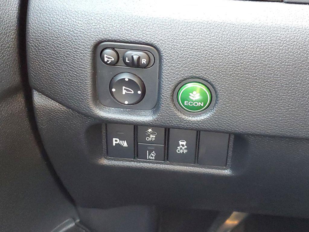 used 2021 Honda Pilot car, priced at $31,000
