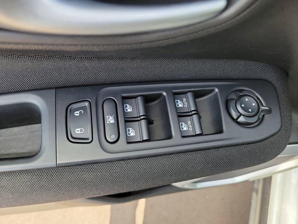 used 2021 Jeep Renegade car, priced at $18,998