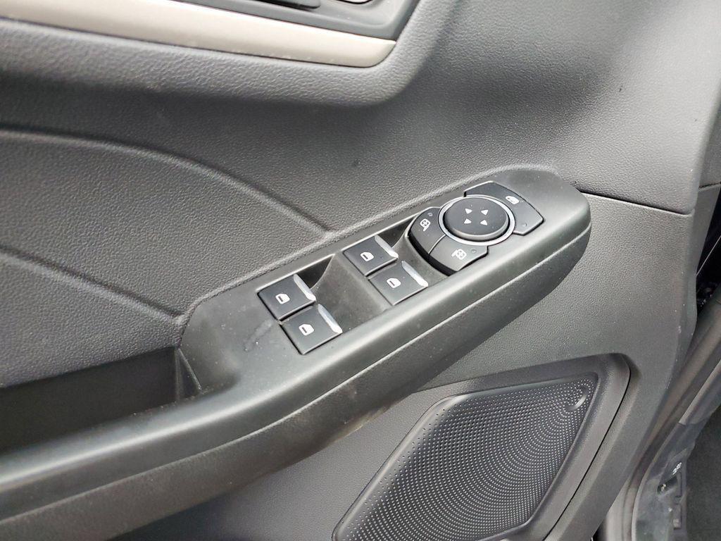 used 2022 Ford Escape car, priced at $23,500