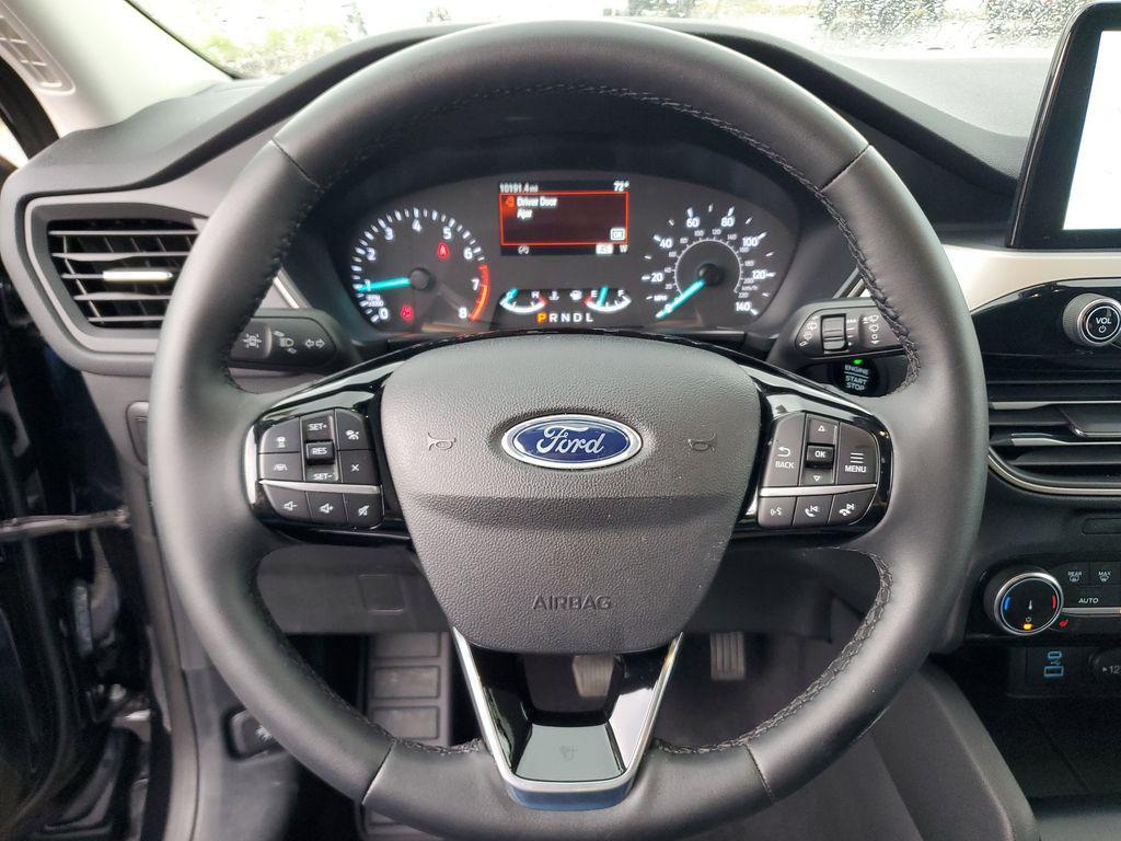 used 2022 Ford Escape car, priced at $23,500
