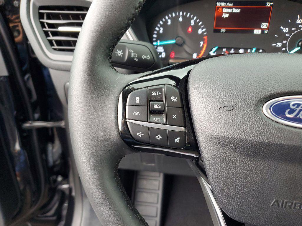 used 2022 Ford Escape car, priced at $23,500