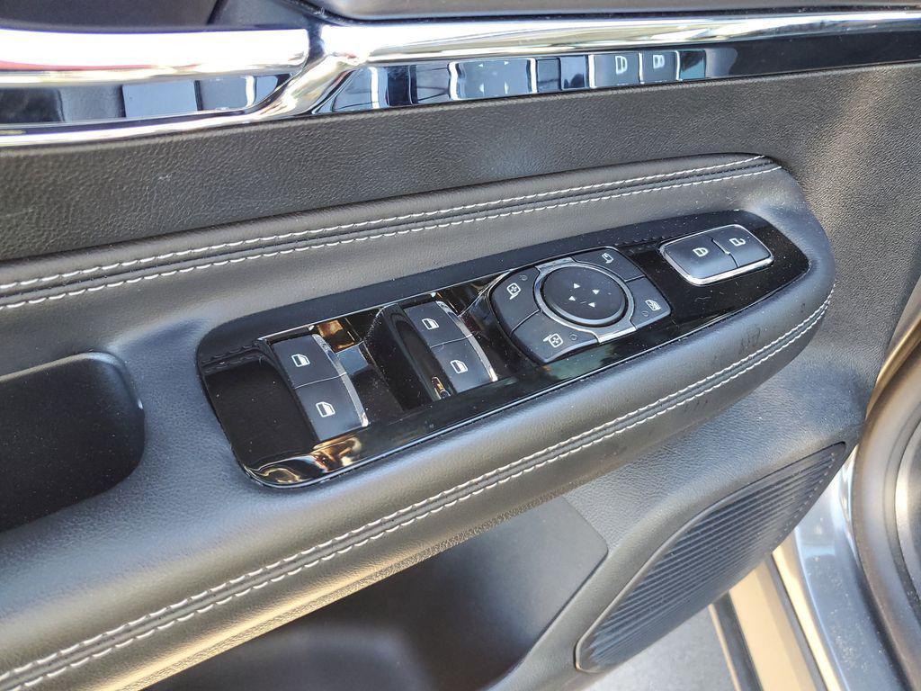 used 2021 Lincoln Corsair car, priced at $27,500