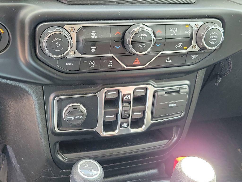 used 2021 Jeep Wrangler Unlimited car, priced at $27,975