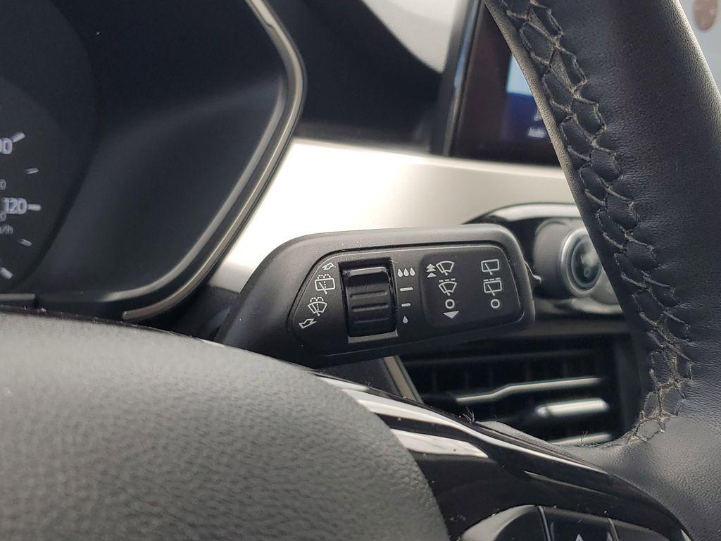 used 2022 Ford Escape car, priced at $17,900