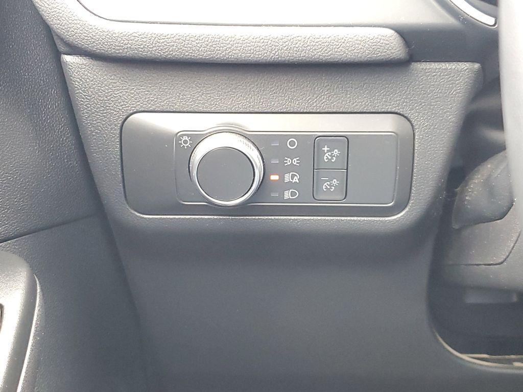 used 2022 Ford Escape car, priced at $17,900