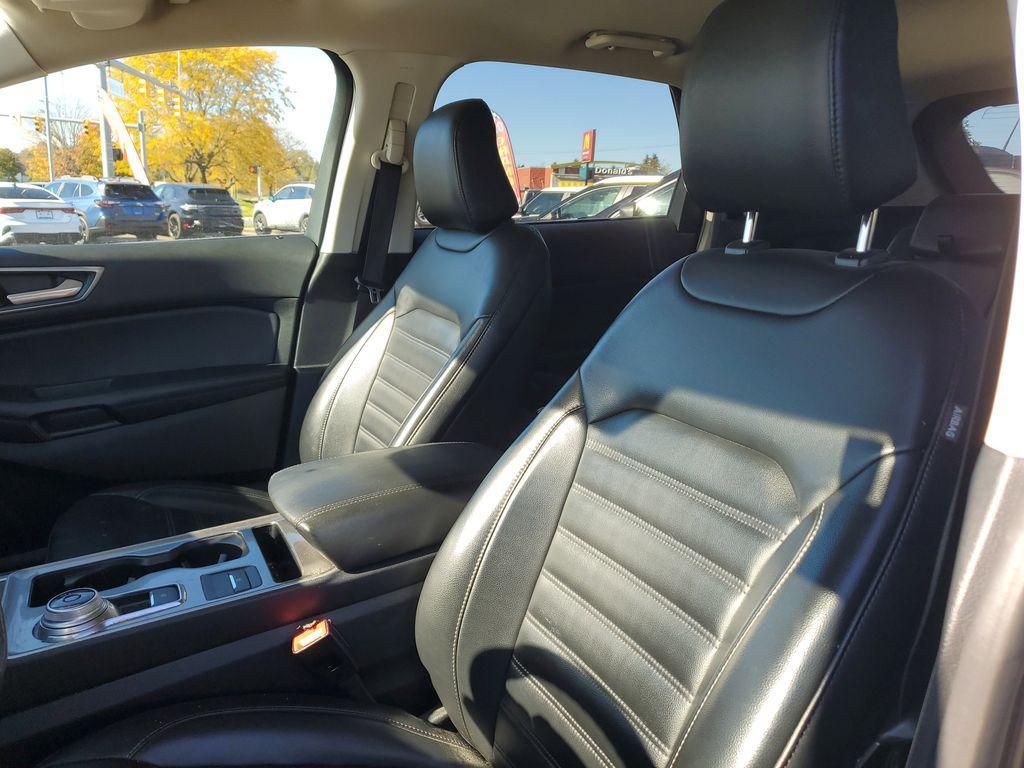 used 2023 Ford Edge car, priced at $20,987