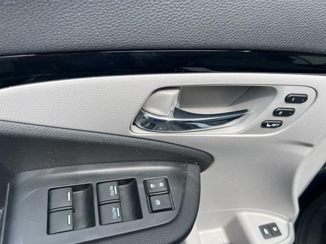 used 2021 Honda Pilot car, priced at $25,855