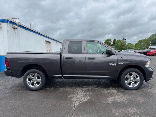 used 2019 Ram 1500 Classic car, priced at $24,655