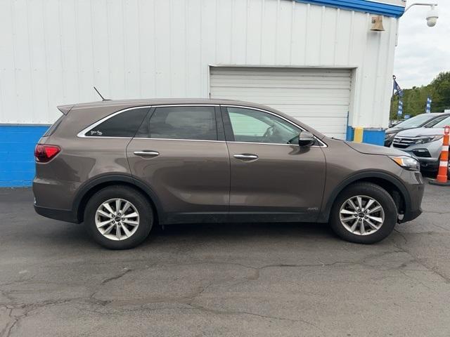 used 2019 Kia Sorento car, priced at $13,988