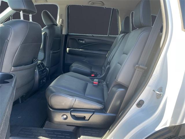 used 2022 Honda Pilot car, priced at $29,622