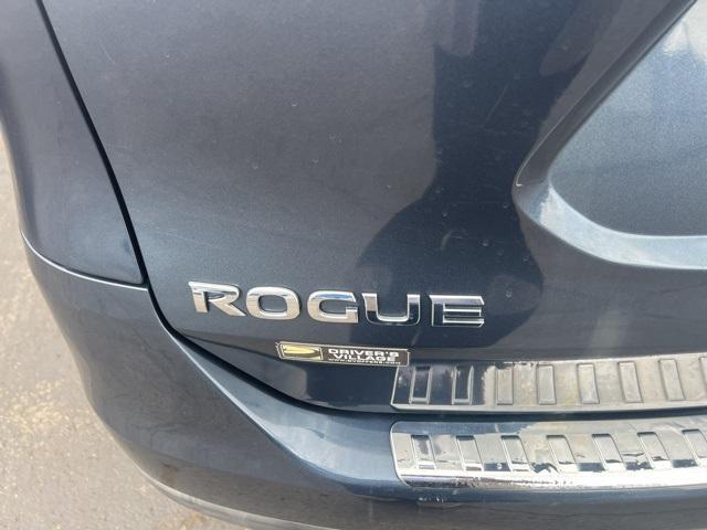 used 2016 Nissan Rogue car, priced at $13,488