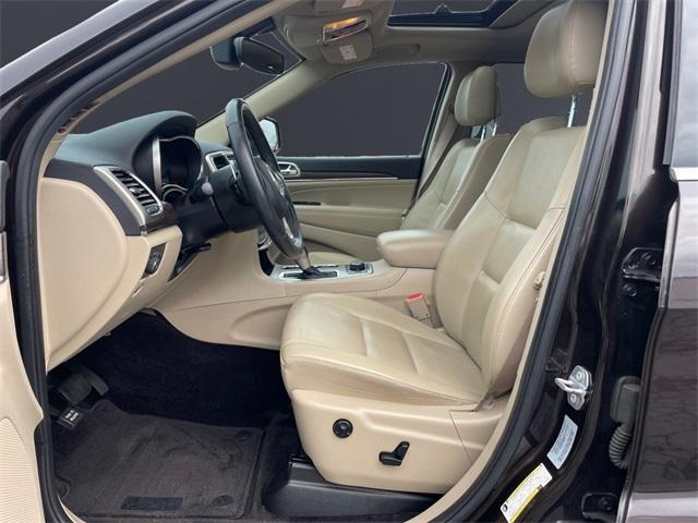 used 2017 Jeep Grand Cherokee car, priced at $16,922