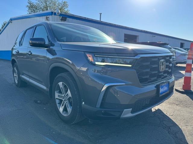 used 2023 Honda Pilot car, priced at $36,988