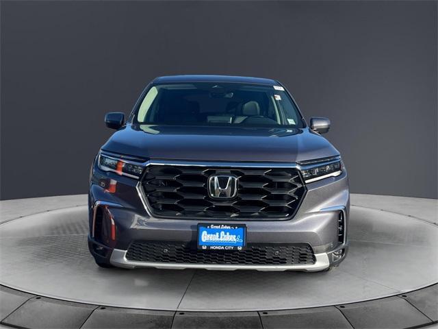 used 2023 Honda Pilot car, priced at $36,322