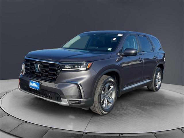 used 2023 Honda Pilot car, priced at $36,322