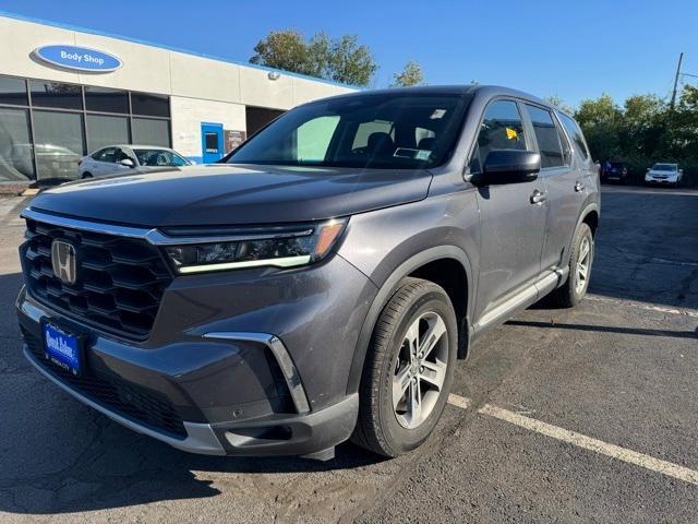 used 2023 Honda Pilot car, priced at $36,988