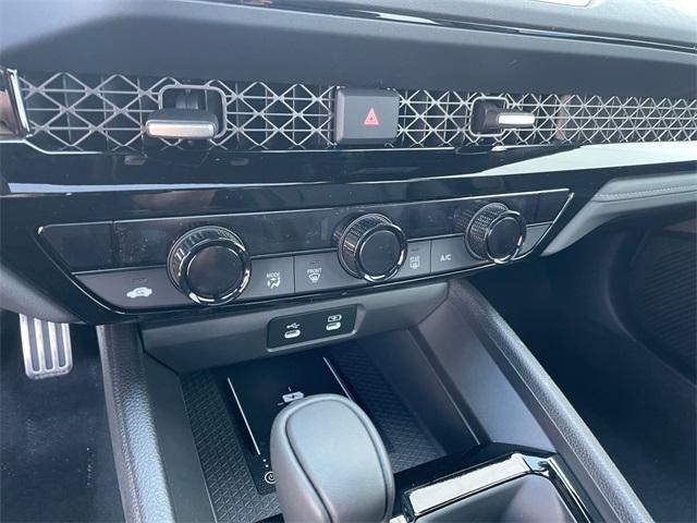 new 2025 Honda Accord Hybrid car, priced at $35,162