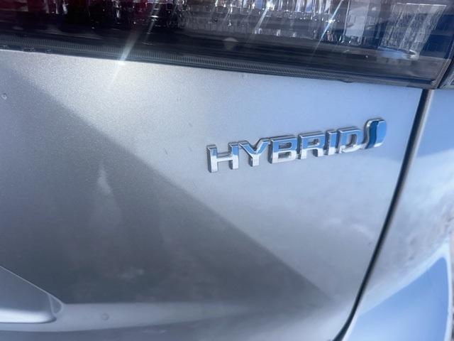 used 2022 Toyota Highlander Hybrid car, priced at $35,588