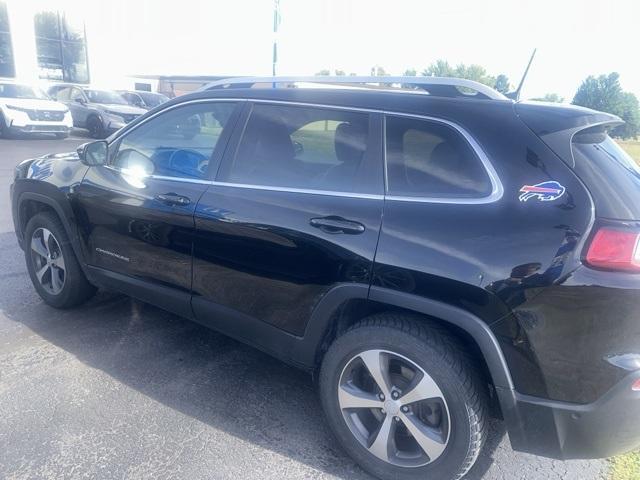 used 2021 Jeep Cherokee car, priced at $20,422