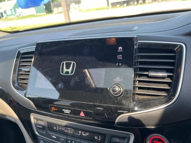 used 2020 Honda Pilot car, priced at $26,422