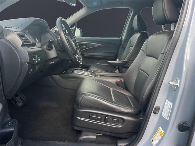 used 2022 Honda Pilot car, priced at $35,555