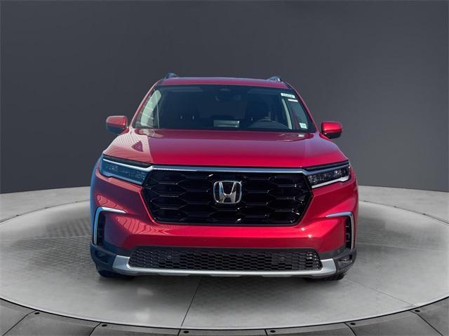 new 2025 Honda Pilot car, priced at $52,280