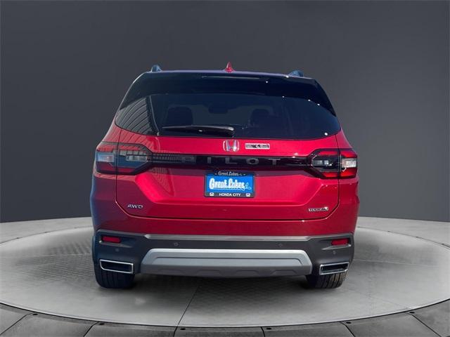 new 2025 Honda Pilot car, priced at $52,280