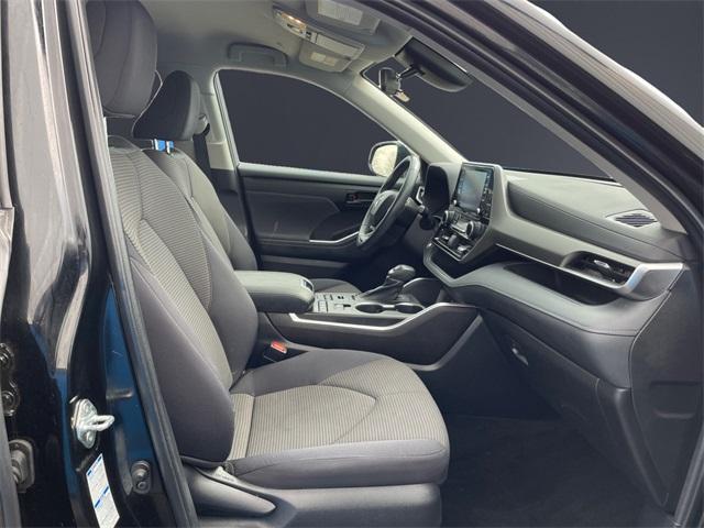 used 2022 Toyota Highlander car, priced at $32,988
