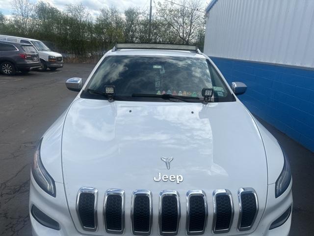used 2018 Jeep Cherokee car, priced at $12,922