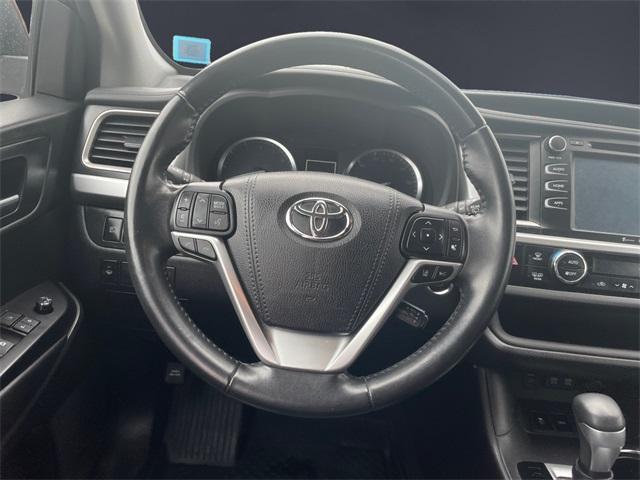 used 2018 Toyota Highlander car, priced at $23,622