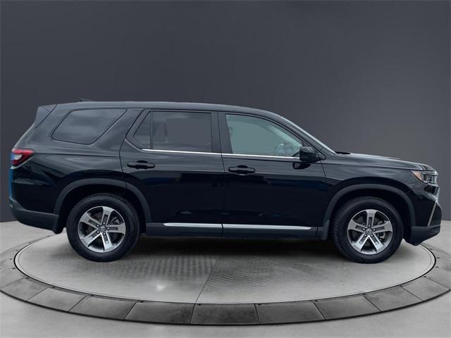 used 2023 Honda Pilot car, priced at $38,455