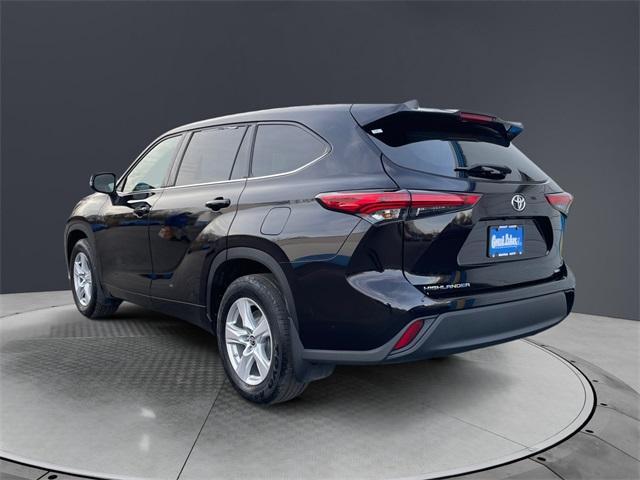 used 2022 Toyota Highlander car, priced at $28,788