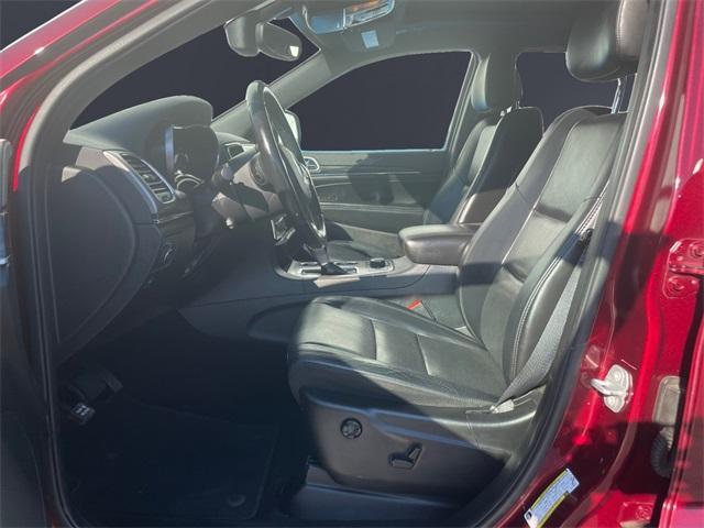 used 2020 Jeep Grand Cherokee car, priced at $17,555