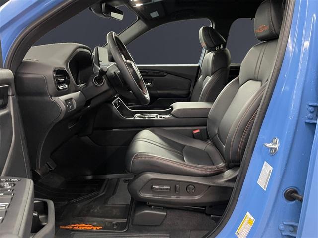 used 2025 Honda Pilot car, priced at $46,322