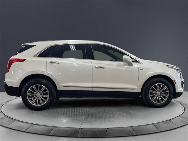 used 2017 Cadillac XT5 car, priced at $18,388