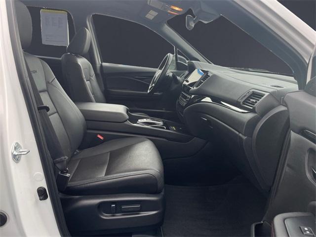 used 2024 Honda Passport car, priced at $42,655