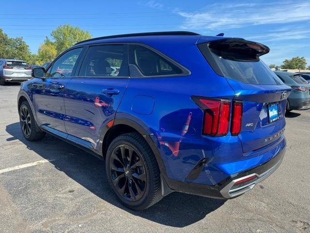 used 2021 Kia Sorento car, priced at $25,422