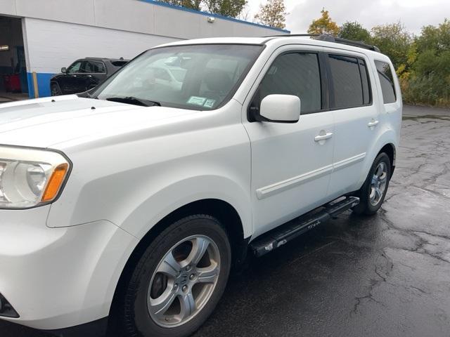 used 2015 Honda Pilot car, priced at $9,655