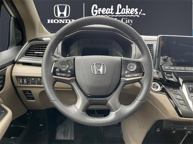 used 2023 Honda Odyssey car, priced at $41,388