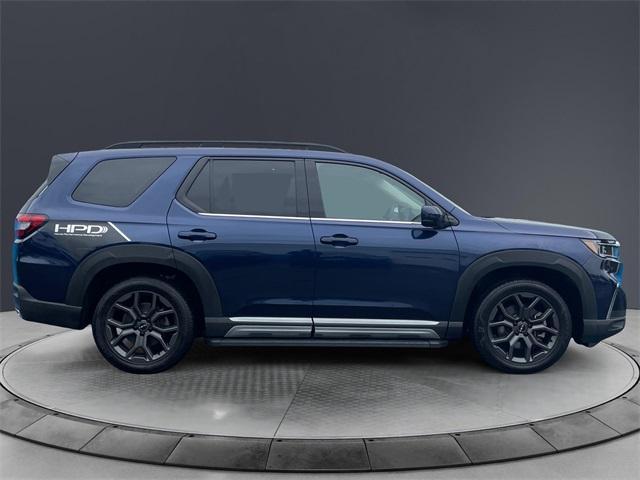 used 2024 Honda Pilot car, priced at $45,388