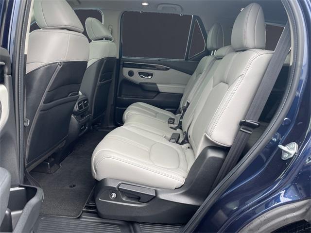 used 2024 Honda Pilot car, priced at $45,388